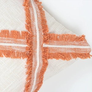 Housse de coussin tuftée à la main style bohème ivoire et orange avec bordure en dentelle pour canapé, hôtel, décoration intérieure - Product Image 3