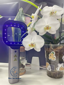 Lampe de Wood vétérinaire à <span class=keywords><strong>prix</strong></span> promotionnel pour l'<span class=keywords><strong>examen</strong></span> du vitiligo et du psoriasis, lampe UV avec fonction de grossissement 2x - Product Image 1