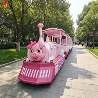 Train d'attraction électrique certifié CE, motif cochon de dessin animé, étanche, 20 places, sans rail, pour attractions de rue et de camping