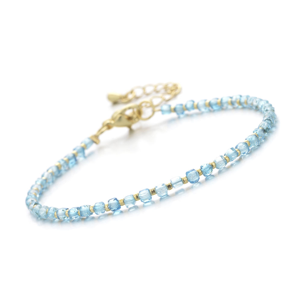 Bleu CB79855 Topaze bleue