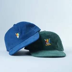 Sombrero de pana verde sin estructura de 5 paneles con logotipo bordado personalizado Sombrero de pana de perfil bajo de 5 paneles
