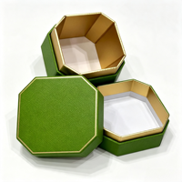 Boîte cadeau rigide en cuir vert texturé, boîte d'emballage pour bijoux, logo personnalisé, boîte cadeau octogonale de luxe pour cosmétiques et parfums, vente en gros
