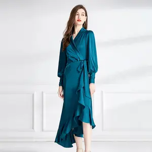 2024 printemps et automne nouvelle mode féminine et à la mode Satin à lacets taille bord à volants longue robe balançoire