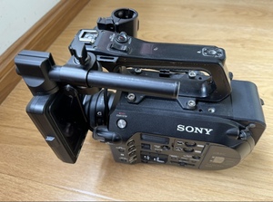 Caméscope <span class=keywords><strong>Sony</strong></span> <span class=keywords><strong>FS7</strong></span> 4K HDR NXCAM d'occasion en gros - Product Image 3