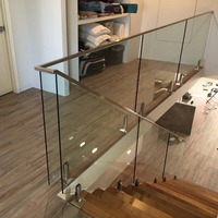 Balustrade intérieure en acier inoxydable et verre trempé, cadre fin sans cadre avec rampe à tiges pour escalier de villa et salon