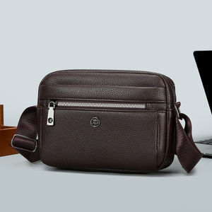 Nouveau sac bandoulière unisexe personnalisé en cuir PU, sac à bandoulière en cuir personnalisé, petit sac messager pour homme - Product Image 6