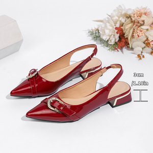 Nouveaux modèles Xuanhui – Escarpins de qualité supérieure à <span class=keywords><strong>bout</strong></span> <span class=keywords><strong>pointu</strong></span> avec boucle en strass, en cuir microfibre verni, talon carré bas de 3 cm pour femme - Product Image 5