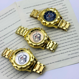 Orologio Digitale a Tre Quadranti 2026, Orologio al Quarzo da Uomo Stile Europeo con Cinturino in Lega - Product Image 4