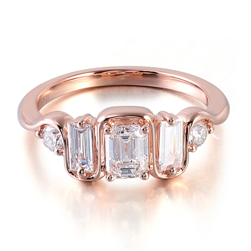 Anillo de oro macizo de 10 quilates con diamante de laboratorio