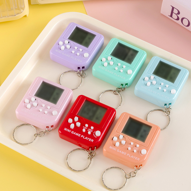 Wholesale Portable Mini Keypad Keychain Gift Car Pendant Small Game Player Toys for Gaming