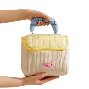 Linda Bolsa de Maquillaje con Forma de Casita para Niñas, Bolsa de Almacenamiento de Productos para el Cuidado de la Piel de Gran Capacidad, Bolsa de Aseo Portátil para Viajes - Product Image 3