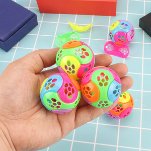 ของเล่นประกอบลูกบอลพลาสติกขนาด 4.5 ซม. ของเล่นเสริมพัฒนาการสำหรับเด็ก ของขวัญสำหรับเด็กอนุบาล - Product Image 1