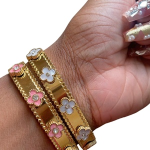 Custom Shell Color Clover Leaf 18K Gold Plated <strong>Stainless</strong> <strong>Steel</strong> <strong>Jewelry</strong> Cuff Bangle for Girl - Product Image 4