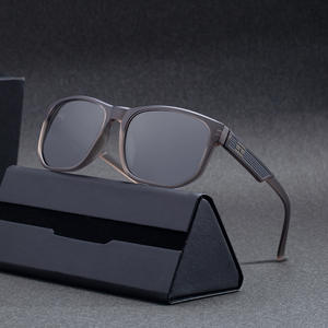 Lunettes de soleil polarisées Lafuma à monture carrée pour hommes, verres TAC UV400, monture en plastique noir et métal, protection solaire extérieure - Product Image 1