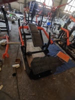 Appareil de fitness pour les hanches de fabrication chinoise : Plateforme d'entraînement des hanches, Machine à entraînement des hanches à charge, Appareil de poussée des hanches, Booster de hanches