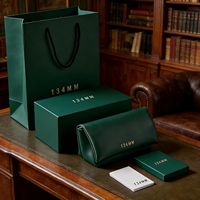 Étui de luxe rectangulaire en plastique rigide pour lunettes et lunettes de soleil avec rangement en cuir PU et logo