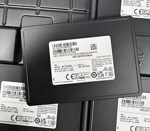 Disques SSD internes TLC NAND SATA 6 Gb/s de 1,92 To MZ7LH1T9HMLT-00005 PM883 pour serveurs de centres de données - Product Image 2