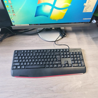 Clavier de jeu standard noir et blanc OEM d'usine, 104 touches, taille standard, rétroéclairage LED, clavier filaire USB pour bureau