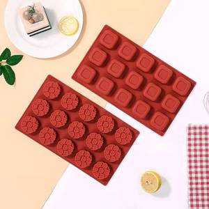 Moule à gâteau en silicone antiadhésif de qualité platine LFGB sans BPA, forme ronde carrée fleurie à 15 cavités, fabriqué par MUYULINS - Product Image 5