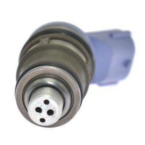 Inyector de Combustible 23250-76010 23209-76010 Diésel para Motor TCR 2RZ - Product Image 3
