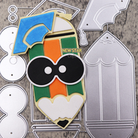 La decorazione della carta dell'invito dell'album in rilievo della matrice di taglio del metallo fatto da te celebra la laurea Scrapbooking il taglio del mestiere muore