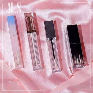 Contenant vide carré rose de 5 ml pour brillant à lèvres, flacon à lèvres rose doré avec applicateur - Product Image 4