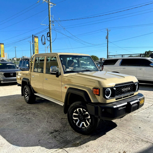 Toyota Land Cruiser Serie 79 LX 2025, Doble Cabina, 4x4, Impecable - Product Image 1