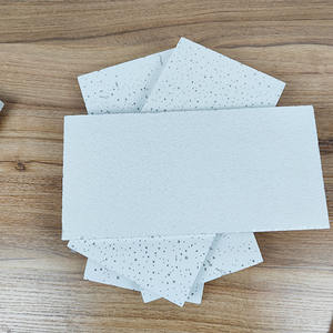 QIANQIAO Techo Diseño de techo Techo falso Tablero de aislamiento de lana mineral 595*595mm Azulejos de techo de fibra mineral - Product Image 6