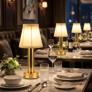 <span class=keywords><strong>Lampe</strong></span> de table <span class=keywords><strong>LED</strong></span> sans fil <span class=keywords><strong>rechargeable</strong></span> à piles en métal à intensité variable avec abat-jour plissé pour restaurant, salle à manger et mariage - Product Image 3