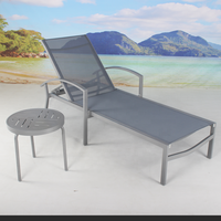 Chaise longue de piscine et de plage en aluminium blanc et noir avec tissu Teslin, style hôtelier et de loisirs