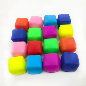 ลูกบอลแป้ง TPR สีสันสดใส ขนาด 3.5 ซม. รูปทรงสี่เหลี่ยม บีบเล่นคลายเครียด ของเล่นเสริมพัฒนาการสำหรับเด็กชายและเด็กหญิง ขายดี - Product Image 5