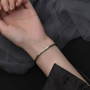 Pulsera de Plata de Ley 925 de alta gama Mobius, pulsera de joyería circular simple de moda de lujo con luz de nicho - Product Image 3