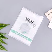Offre Spéciale anti-poussière Logo personnalisé vêtement Poly sacs t-shirt en plastique Zip givré serrure fermeture éclair sac d'emballage pour vêtements