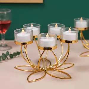 Candelabro de metal dourado para decoração de festas de casamento, artesanato em forma de lótus, candelabros de metal estilo nórdico, suporte para velas