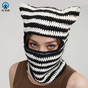 <span class=keywords><strong>Passamontagna</strong></span> Invernale Fatto a Mano in Acrilico con Orecchie di Gatto a Righe, Maschera da Sci Integrale per Donne - Product Image 1