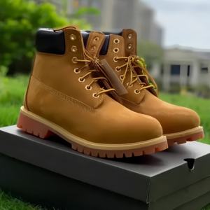 Botas de Trabajo Unisex de Alta Calidad para Exteriores, Botas de Seguridad Amarillas Hechas a Mano para Hombre, Calzado Clásico y Elegante - Product Image 6