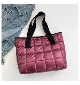 New Design Cotton Quilted Puffer Bag Women Quilted Handbags Custom Winter Ladies Quilted <b>Tote</b> Handbag - Product Image 1