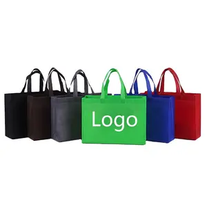 Wholesale Non woven bag in stock M size Promotional Reusable Shopping Tote Bags non woven shopping bag