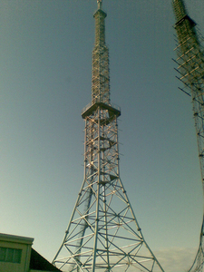 4 Patas de telecomunicaciones antena wifi de largo alcance 50 km de acero al carbono tubular de celosía de 60m de la torre - Product Image 3