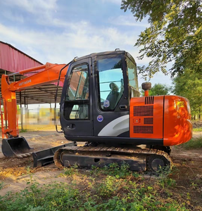 Excavadoras Hitachi ZX60 Usadas con Pintura Original y Pocas Horas de Uso, Excavadora de Segunda Mano Hitachi ZX55 ZX60 ZX70 en Venta - Product Image 2