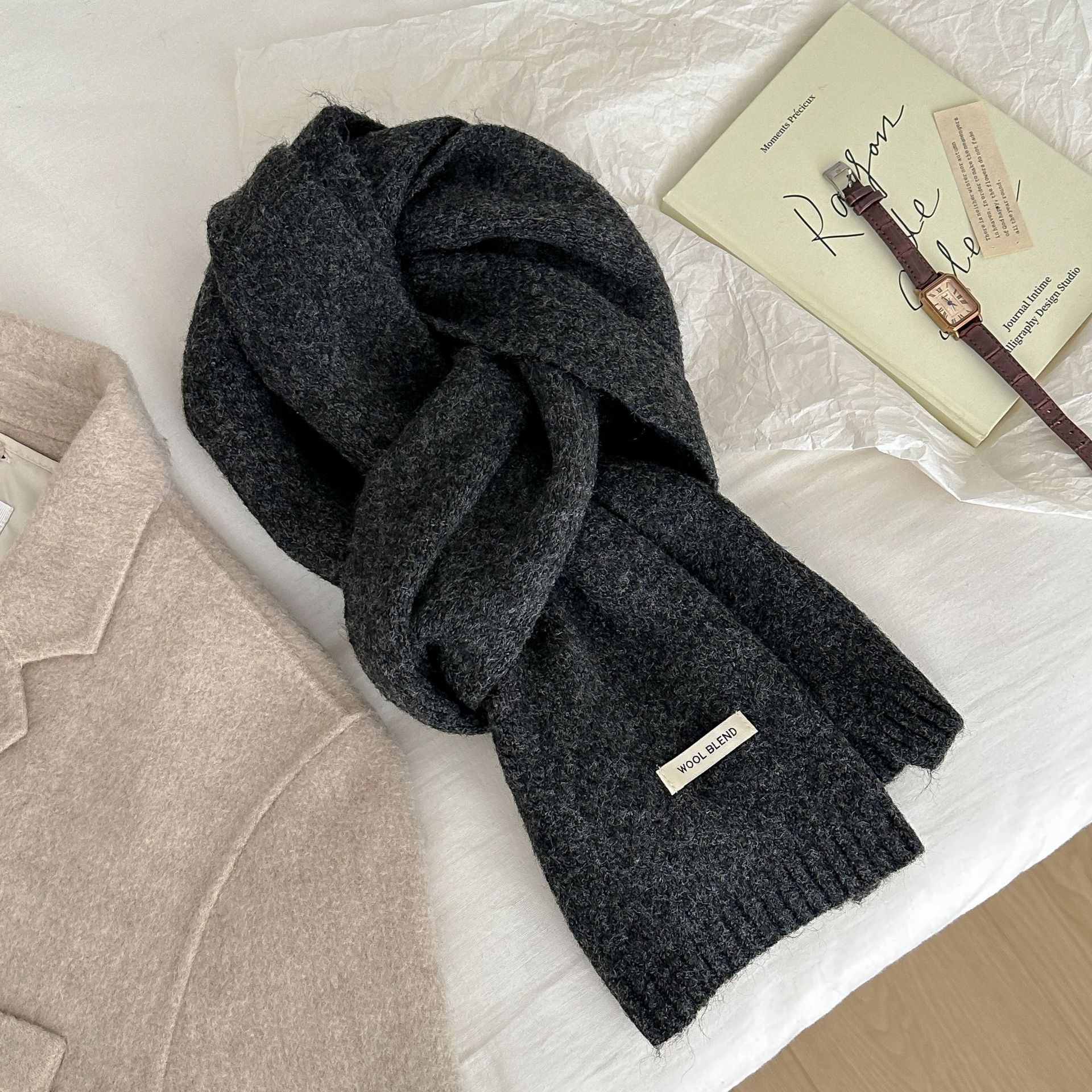gris foncé