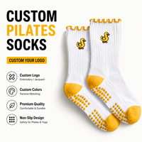 Chaussettes de yoga à volants brodés avec logo personnalisé, antidérapantes, chaussettes de pilates personnalisées pour femmes