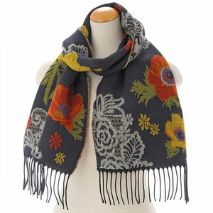 Écharpe en plaid français de haute qualité, chaude, pour femmes, motif automne et hiver, avec pompon - Product Image 3