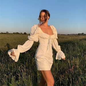 Abito moda donna manica lunga bianco abito Casual quotidiano con <span class=keywords><strong>maniche</strong></span> svasate arricciate Sexy scollate senza schienale - Product Image 3