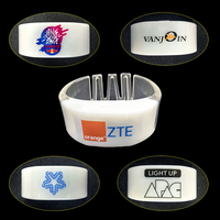 Pulseras LED con Logotipo Personalizado, 15 Colores LED, Cobertura de 600 Metros, para Conciertos, Bares, Discotecas, Bodas, Eventos, Fiestas, Suministros DMX