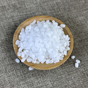 En kaliteli 99% parafin balmumu/mikrokristalin balmumu CAS 8002-74-2 beyaz/sarı granüller mum yapımı için tamamen rafine katı - Product Image 4