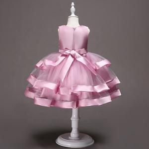 Vestido de Princesa para Niñas con Múltiples Dobladillos y Detalles de Encaje - Product Image 6