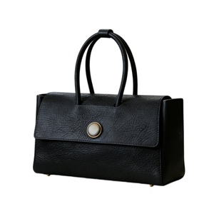 Sac à bandoulière personnalisé en gros pour femme, design chic rétro avec boutons décoratifs, collection boutique, sacs à main pour femmes - Product Image 3