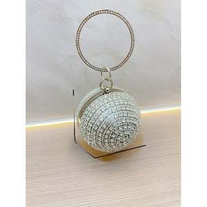 Bolsos de Noche con Forma de Corazón y Pedrería para Mujer, Bolso de Mano de Cristal Dorado para Fiesta de Graduación - Product Image 4