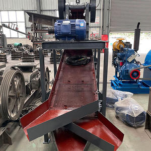 Mini Concasseur à Mâchoires Diesel Portable PE-250x400 pour l'Extraction Minière de 5 à 20 Tonnes - Product Image 1